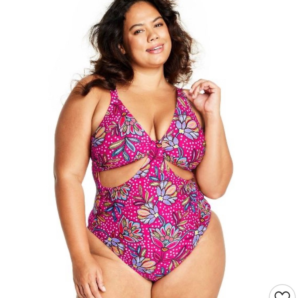 Last🤩 tabitha brown floral print front cutout one piece swimsuit